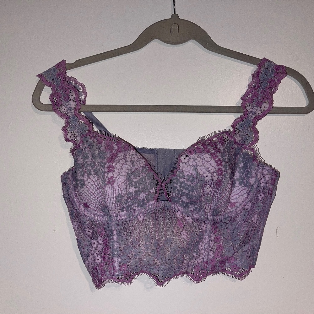 VS Bra